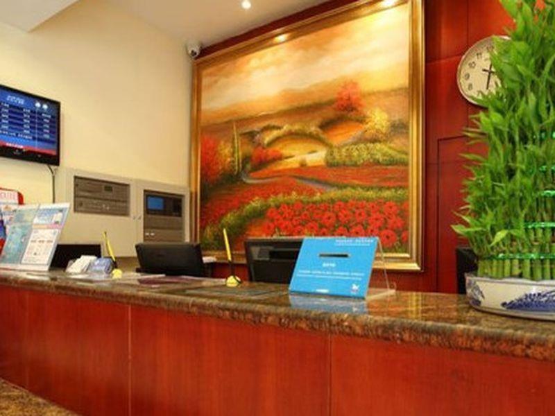 Hanting Express Lanzhou Railway Station Bagian luar foto